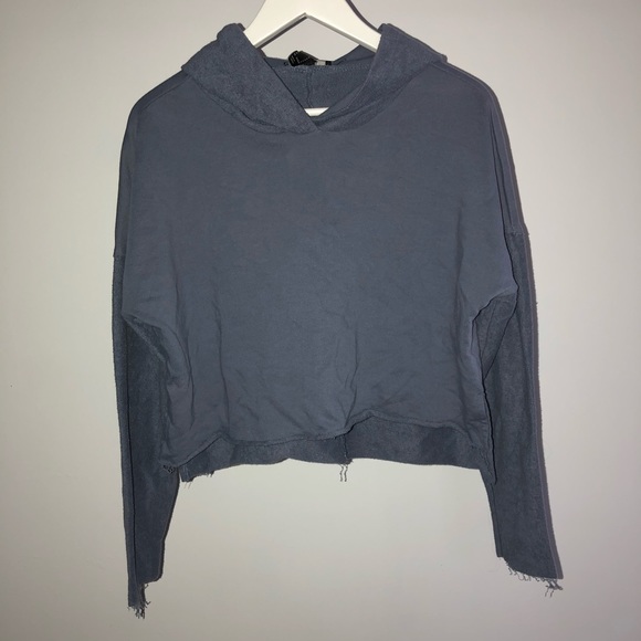 Forever 21 Tops - Forever 21 cropped hoodie size s